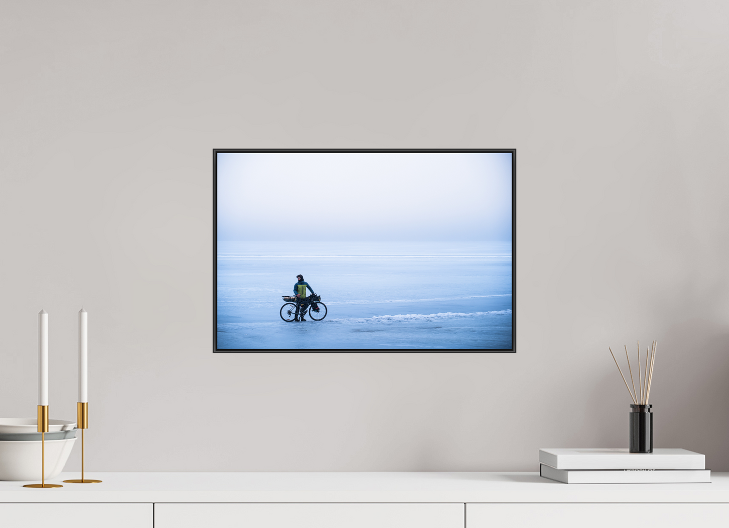 45 x 30 cm, Frame Aluminum Black Acrylic Glass Une page blanche