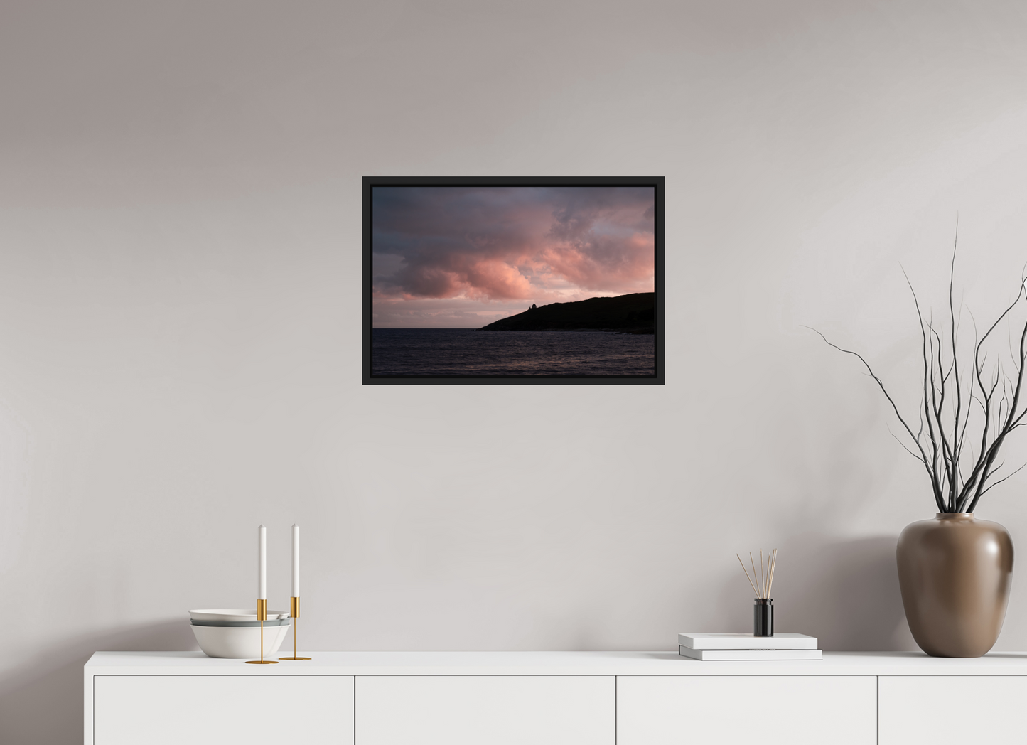 60 x 40 cm, Caisse Américaine Noir Mat Primelin au crépuscule