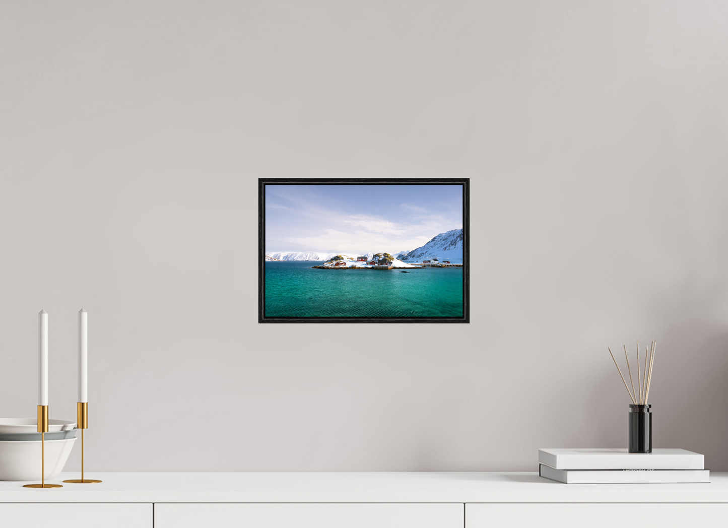 30 x 20 cm, Wooden Frame Black Oak Acrylic Glass Le bout du monde
