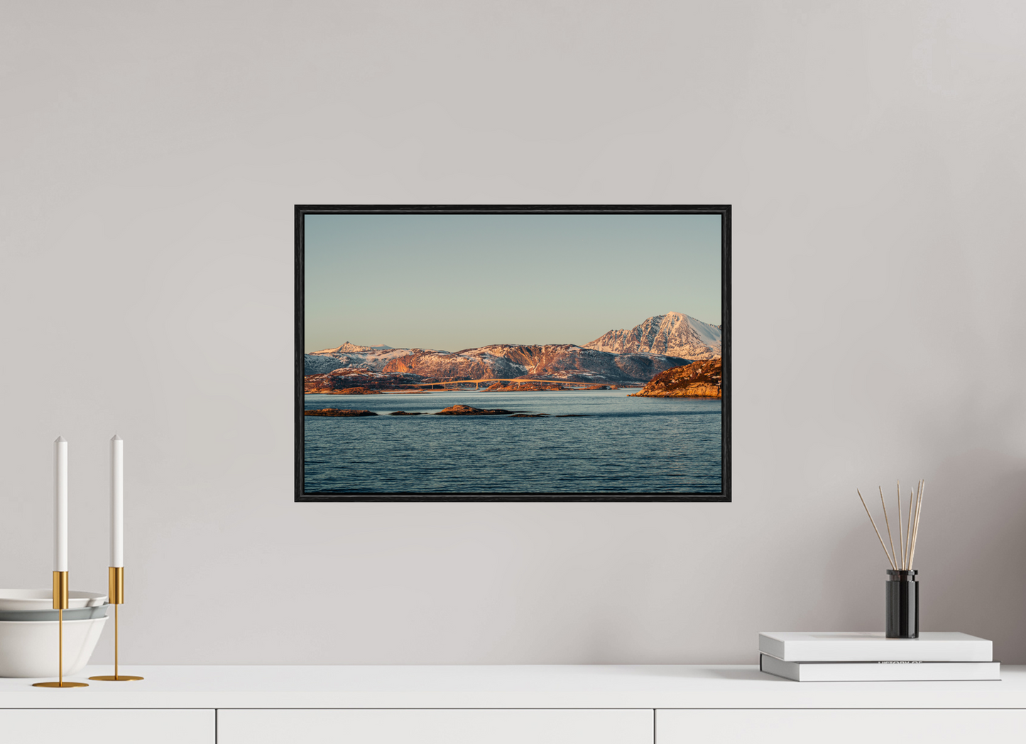 45 x 30 cm, Wooden Frame Black Oak Acrylic Glass Senja