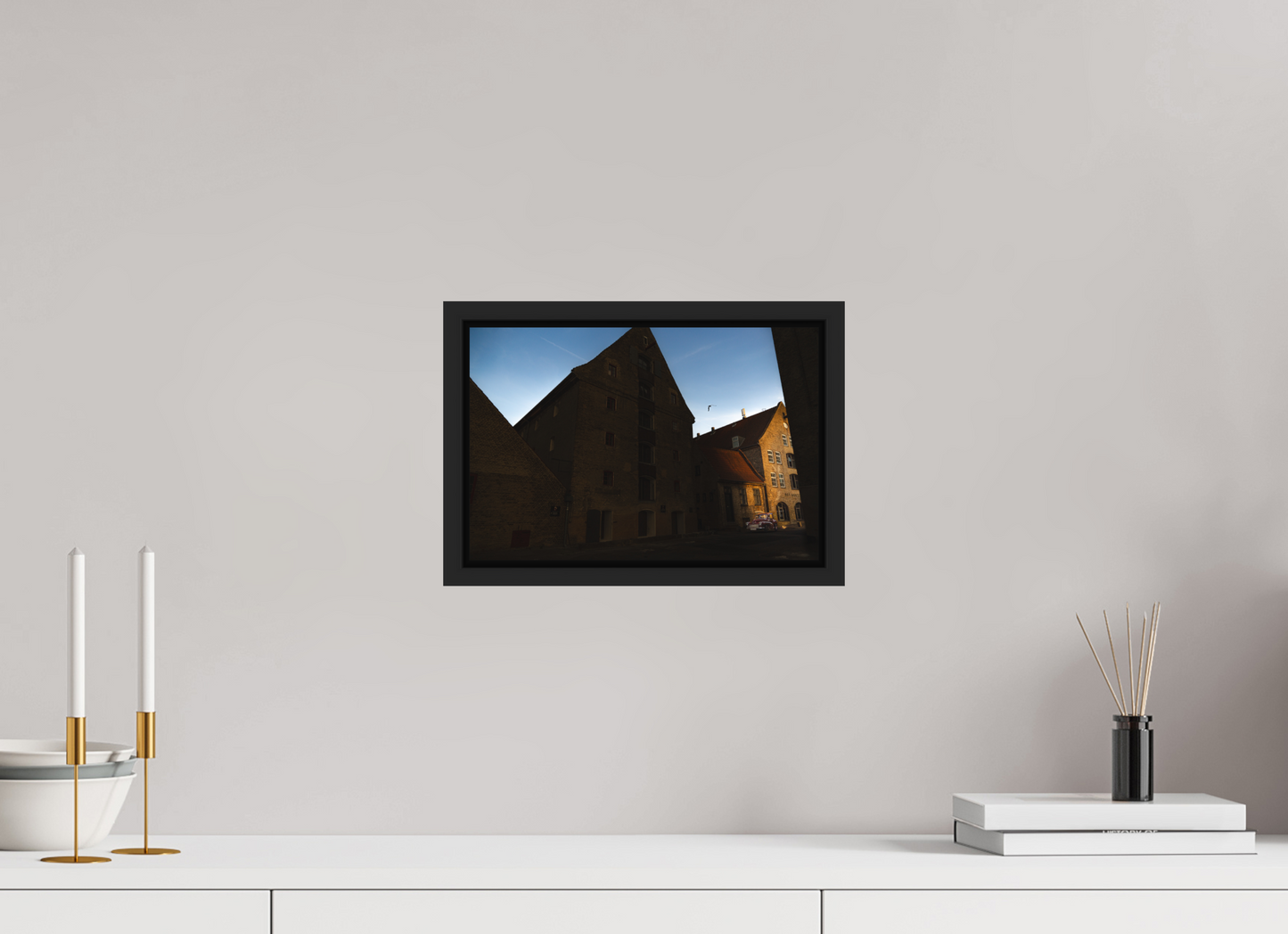 30 x 20 cm, Caisse Américaine Noir Mat Quartier des Ambassades