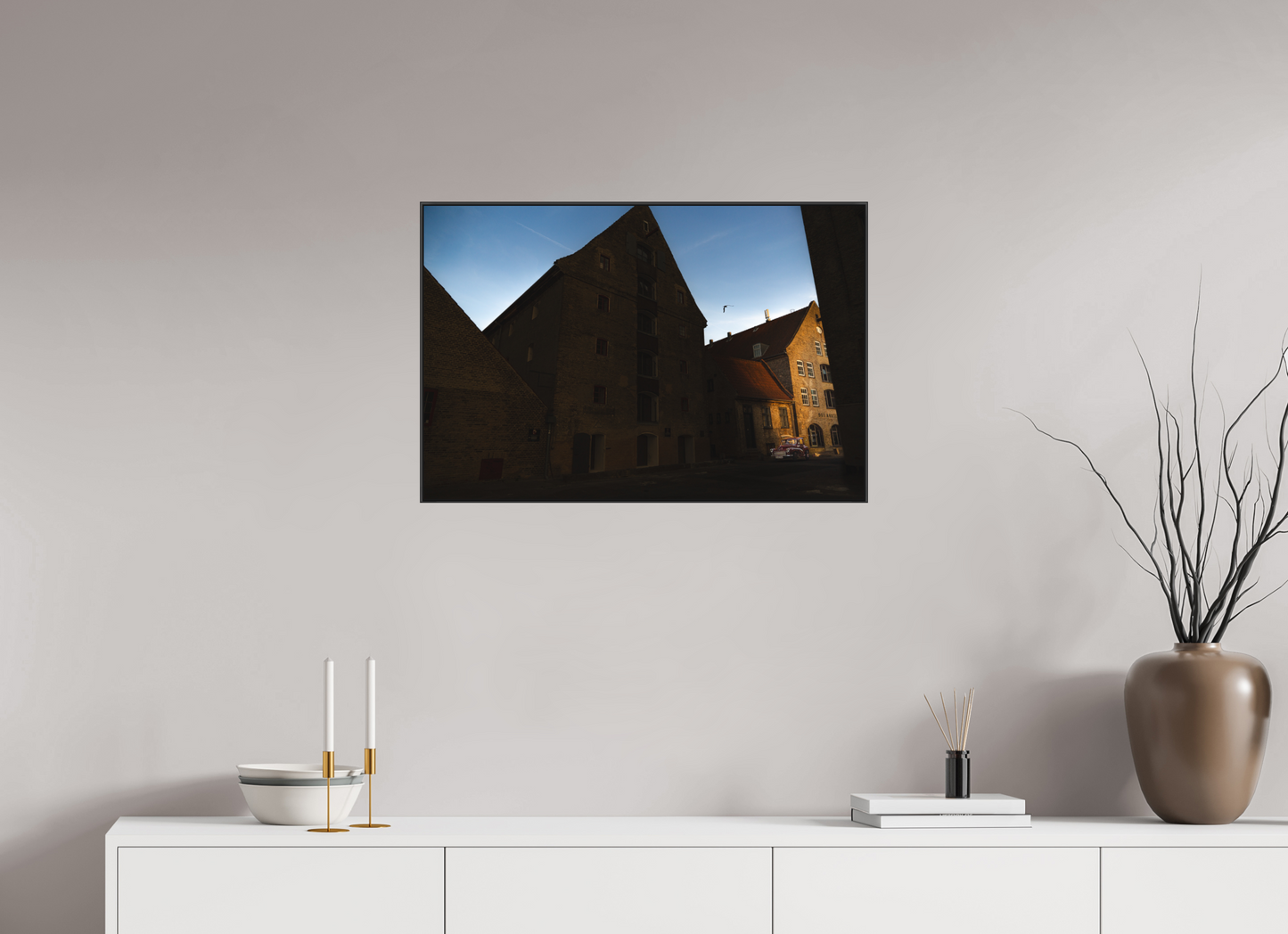 75 x 50 cm, Frame Aluminum Black Acrylic Glass Quartier des Ambassades